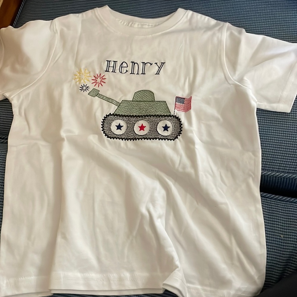 “Henry” embroidered tee shirt